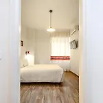 Ng Ammentos Bed & Breakfast 3*